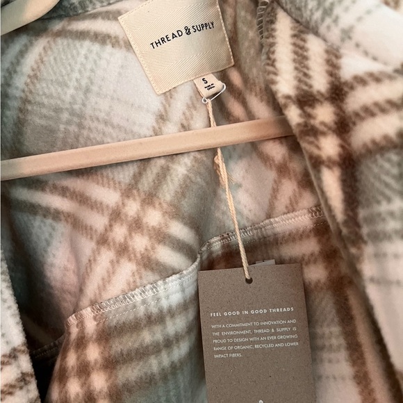Thread and supply plaid shacket NWT - Picture 3 of 4